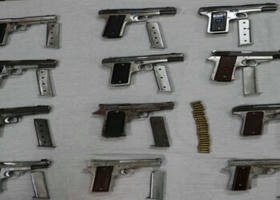 7 ਹਥਿਆਰ ਤਸਕਰ ਗ੍ਰਿਫ਼ਤਾਰ, 12 ਪਿਸਤੌਲ ਤੇ ਅਣਚੱਲੇ ਕਾਰਤੂਸ ਬਰਾਮਦ; ਅਮਰੀਕਾ ਬੈਠਾ ਦਿਲਪ੍ਰੀਤ ਸਿੰਘ ਚਲਾ ਰਿਹਾ ਸਾਰਾ ਨੈੱਟਵਰਕ।