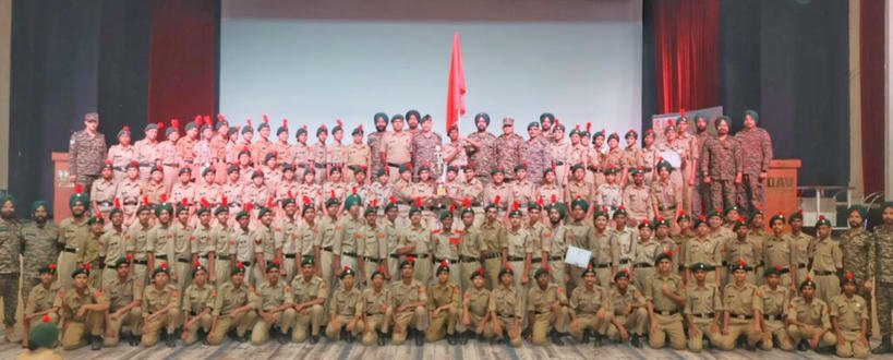 एनसीसी कैंप का समापन : अनुशासन और नेतृत्व का अद्वितीय प्रदर्शन